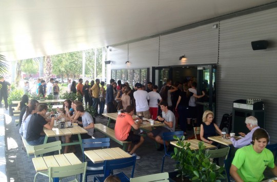 Boca Shake Shack outdoor seating