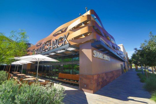 Summerlin Shake Shack outdoor seating