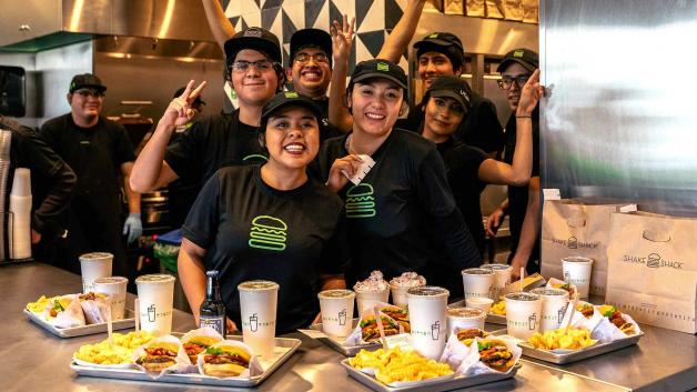 Shake Shack Team Members in Satelite Mexico